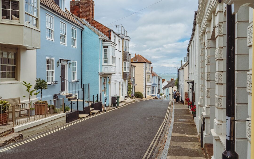 Leading the Way: AI Innovation and Regulation in the UK