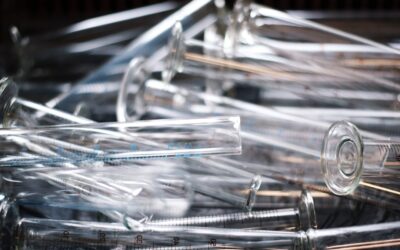 Transforming Decision-Making: Unleashing the Potential of Asynchronous Data Science and Generative AI