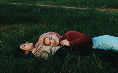 The Impact of AI in Dating: Transforming Connections or Simulated Affections?
