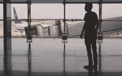 Exploring Air Travel: Ranking the Top and Bottom Airports for Corporate Flyers