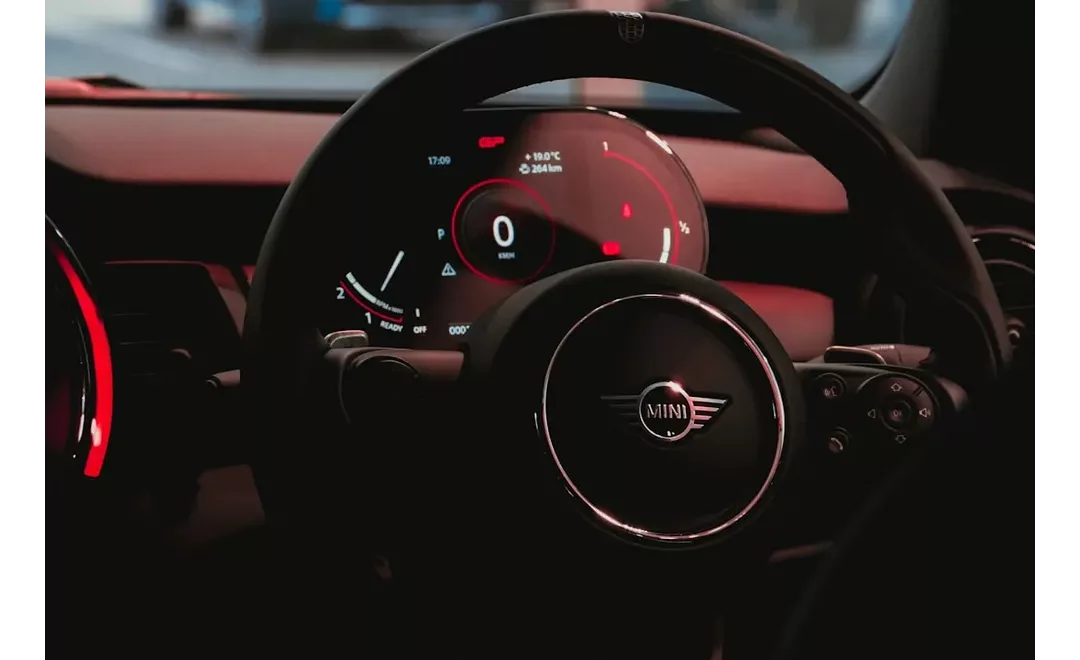 MINI’s Future Unveiled: JCW E Prototype Takes on Goodwood 2024