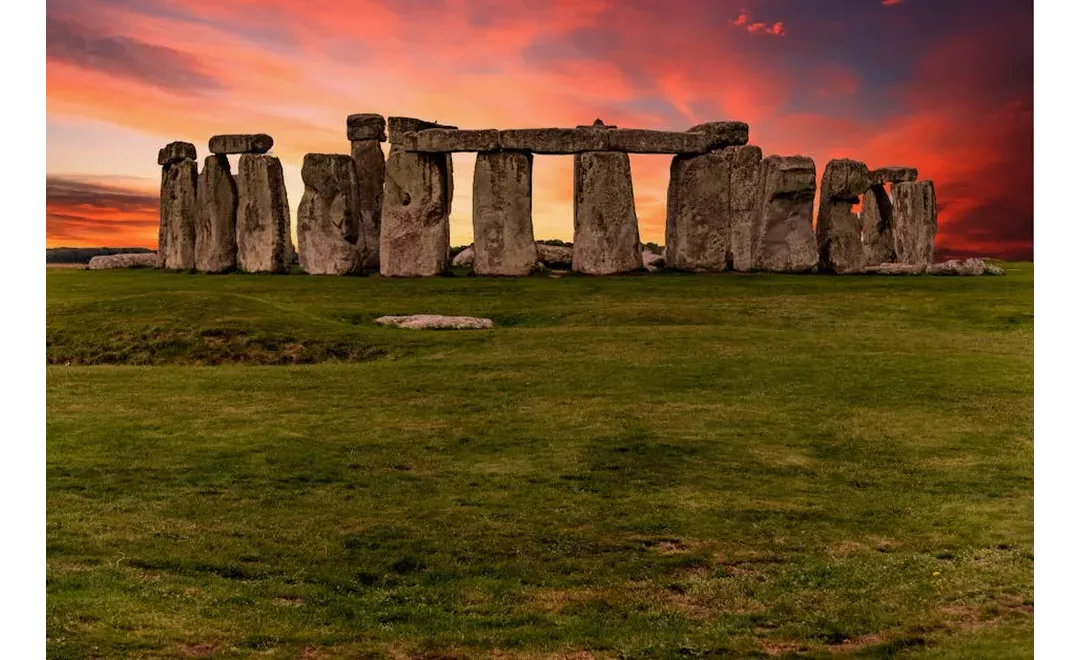 Gov’t Halts £1.7bn Stonehenge Tunnel Amid Budget Crisis